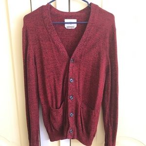 RED MEN CARDIGAN SWEATER SIZE MEDIUM